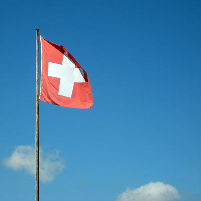 symbolfoto schweizerflagge